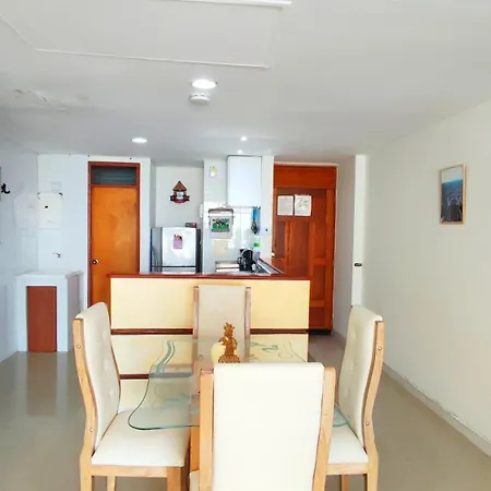 Cristoforo Colombo Laguito Apartamento